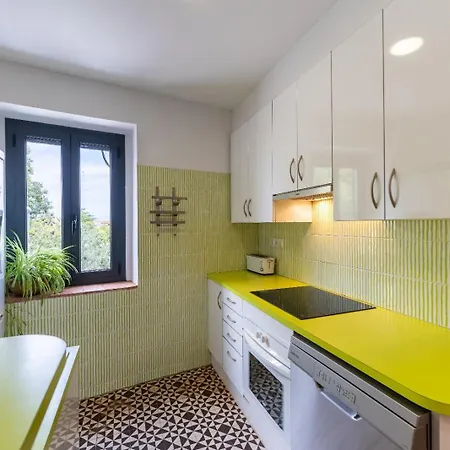 Salva Amb Jacuzzi Privat Casa rural Torroella de Fluvià