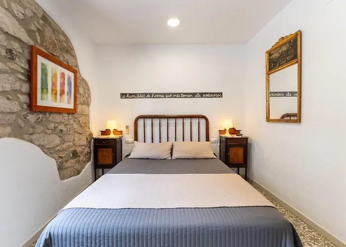 Gospodarstwo wiejskie Salva Amb Jacuzzi Privat Torroella de Fluviá